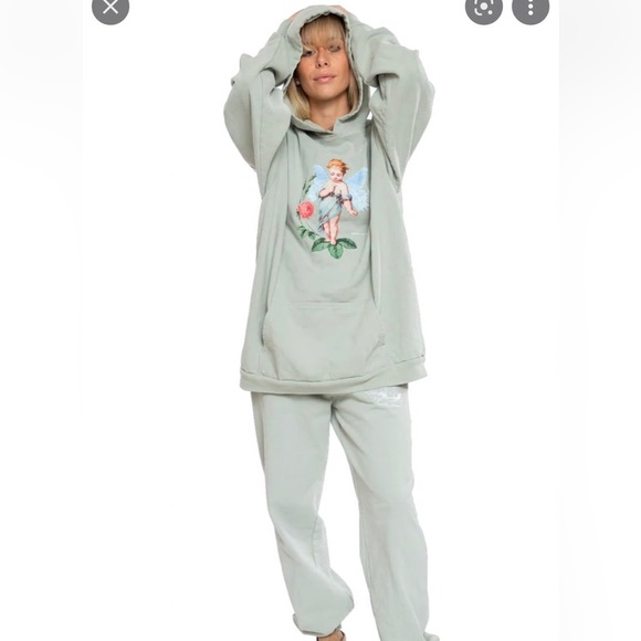 Boys Lie “I Choose Me” Set